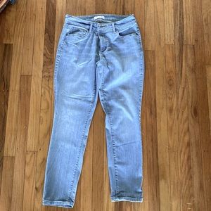 Loft Curvy Skinny Crop Jeans light blue size 6